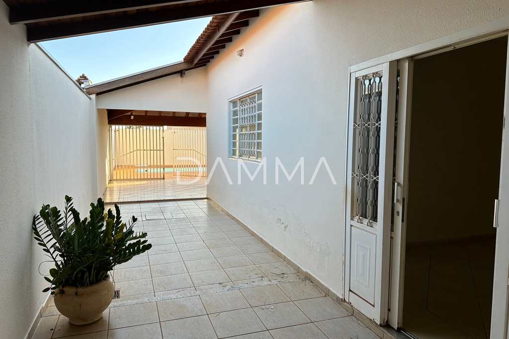 Casa em Jales, no bairro Jardim Pêgolo II