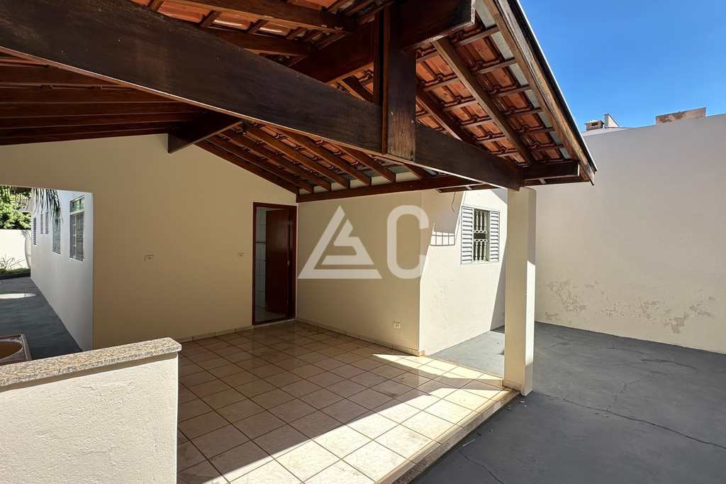 Casa em Jales, no bairro Jardim Pêgolo II