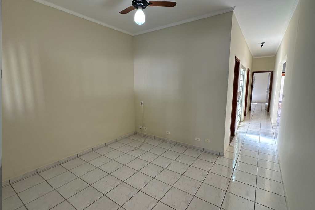 Casa em Jales, no bairro Jardim Pêgolo II