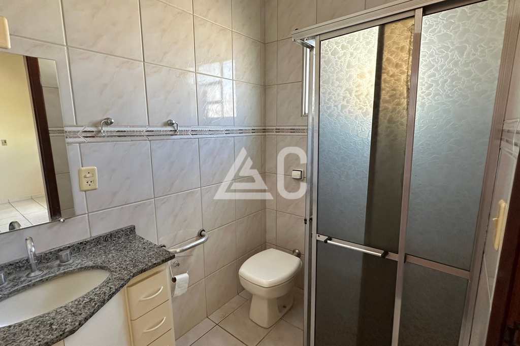 Casa em Jales, no bairro Jardim Pêgolo II