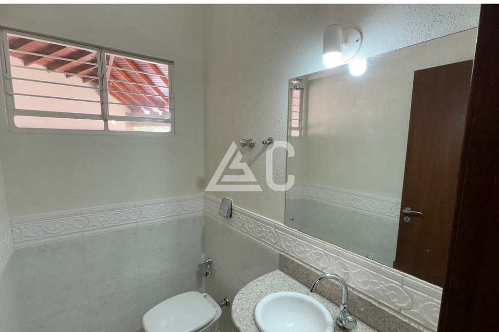 Casa em Jales, no bairro Centro