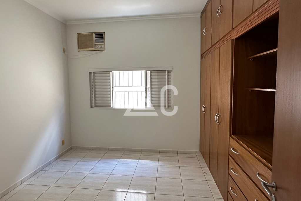 Casa em Jales, no bairro Centro