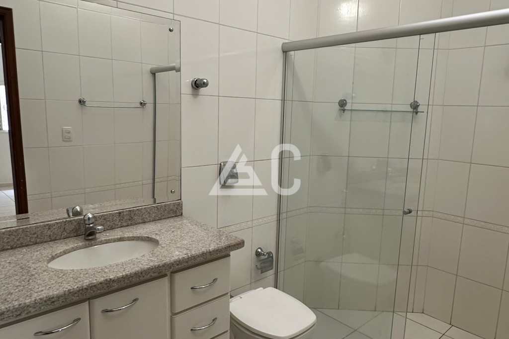 Casa em Jales, no bairro Centro