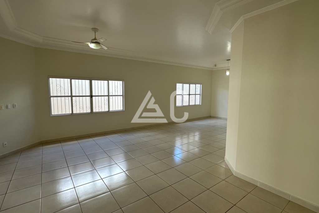 Casa em Jales, no bairro Centro