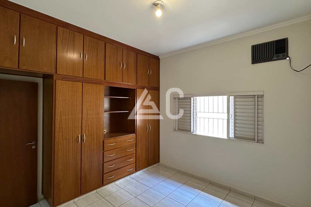 Casa em Jales, no bairro Centro