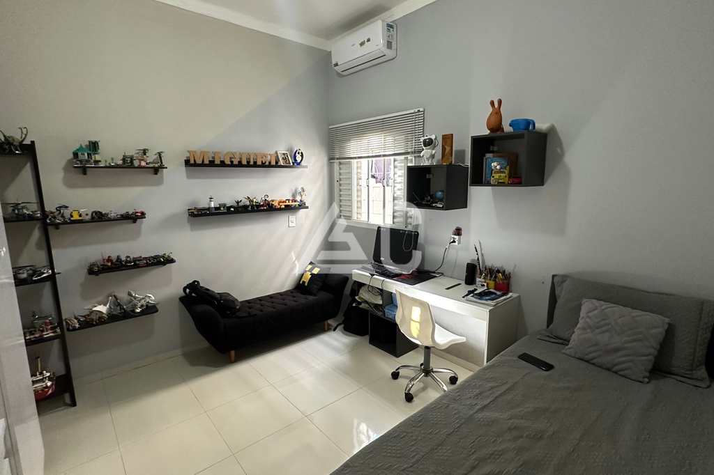 Casa em Jales, no bairro Jardim Soraia
