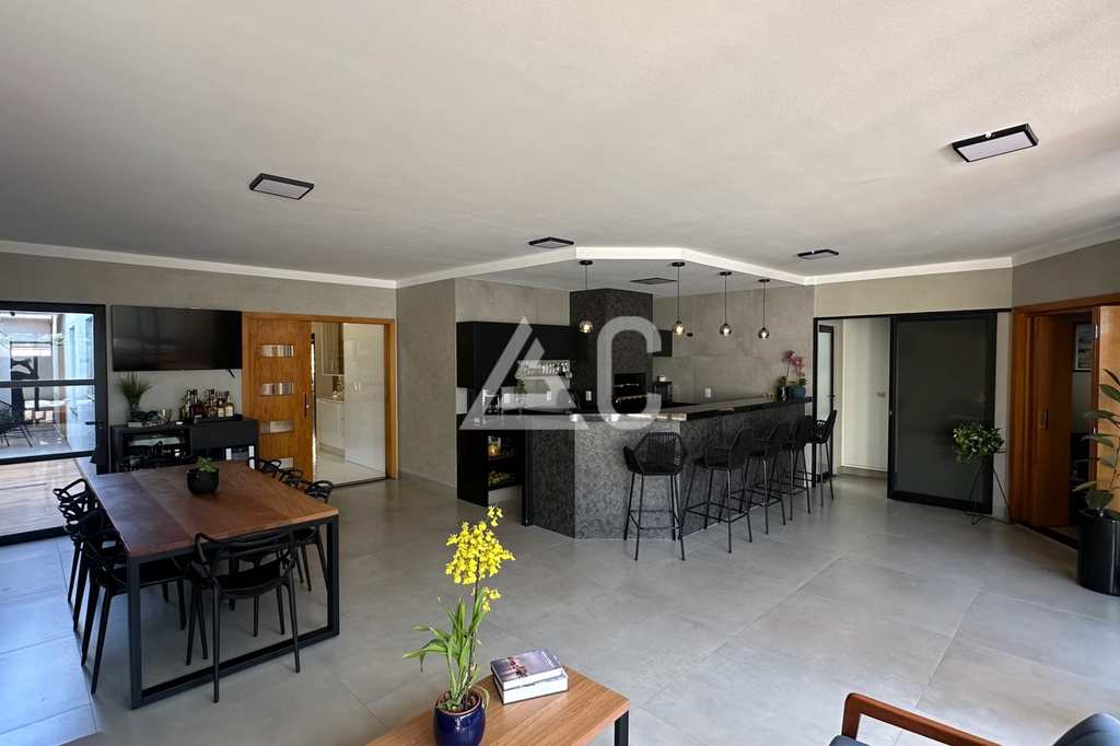 Casa em Jales, no bairro Jardim Soraia
