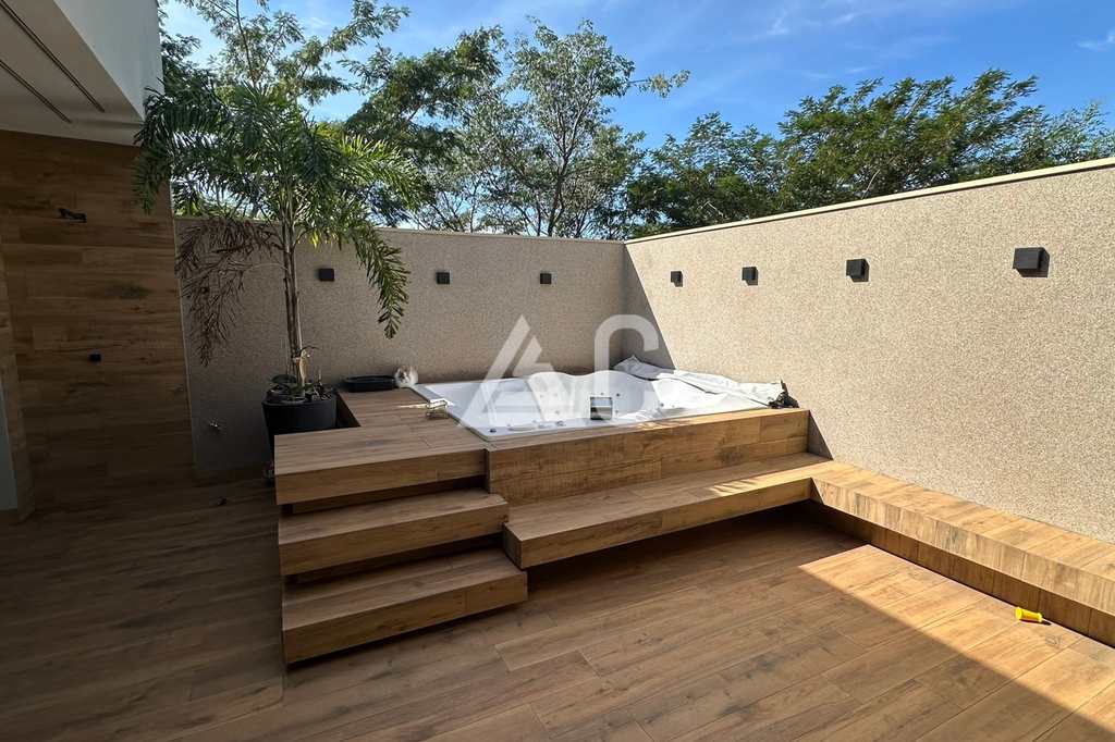 Casa em Jales, no bairro Jardim Soraia