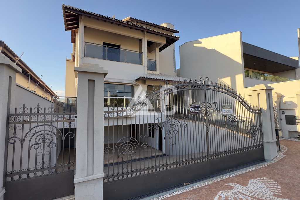 Sobrado em Jales, no bairro Jardim Aclimação