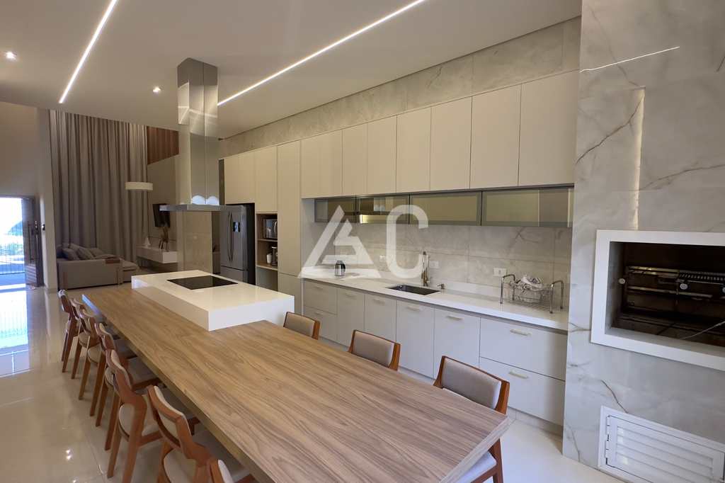 Casa em Jales, no bairro Residencial Vila Mariana