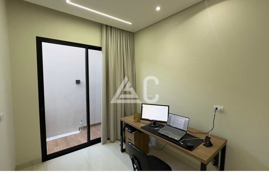 Casa em Jales, no bairro Residencial Vila Mariana