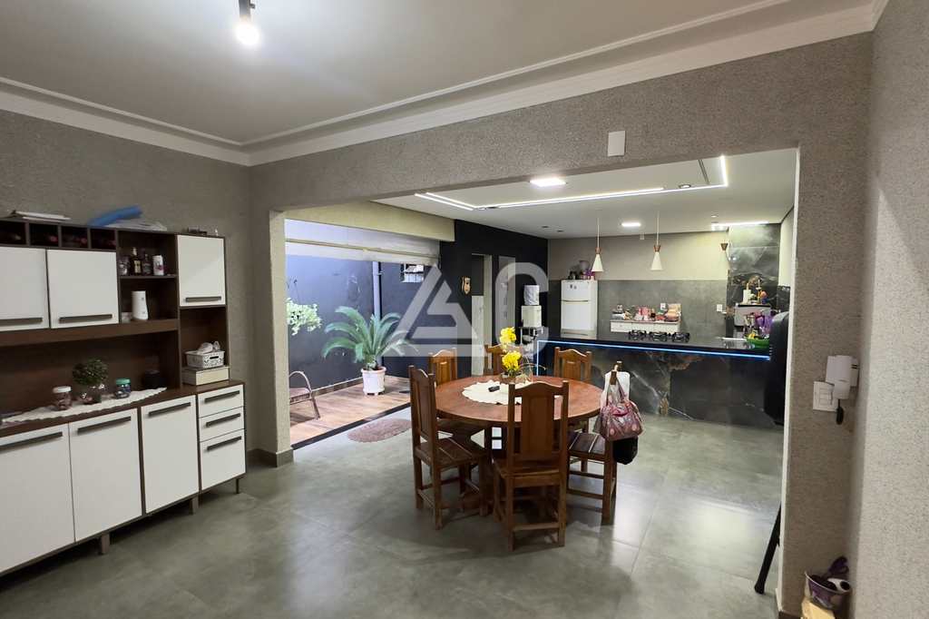 Casa em Jales, no bairro Residencial São Lucas