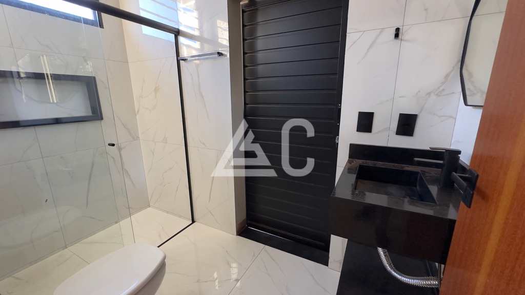 Casa em Jales, no bairro Residencial Maria Gabriela