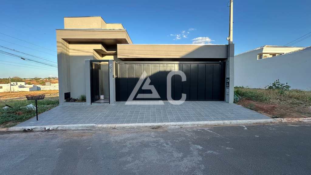 Casa em Jales, no bairro Residencial Maria Gabriela