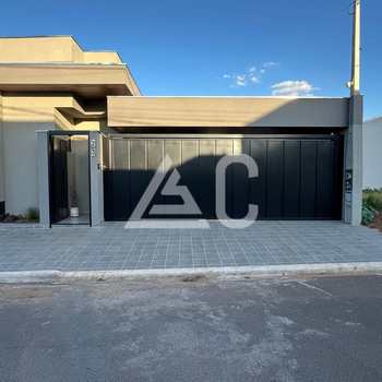 Casa em Jales, bairro Residencial Maria Gabriela