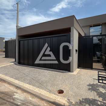 Casa em Jales, bairro Residencial Vila Mariana