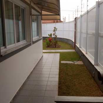 Casa em Itanhaém, bairro Satélite