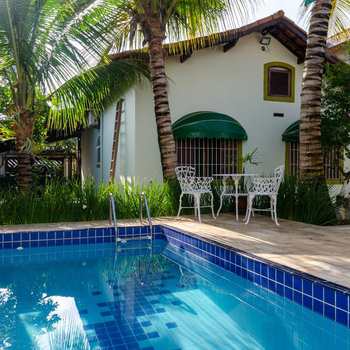 Casa em Itanhaém, bairro Jardim Suarão