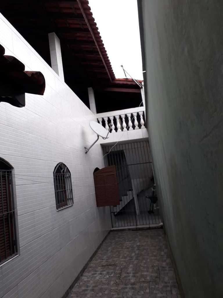 Casa em Itanhaém, no bairro Balneário Laranjeiras