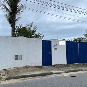 Casa em Itanhaém, bairro Suarão