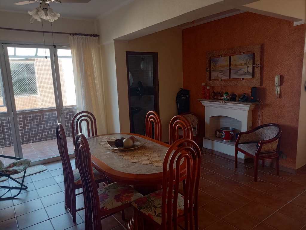 Apartamento em Itanhaém, no bairro Belas Artes