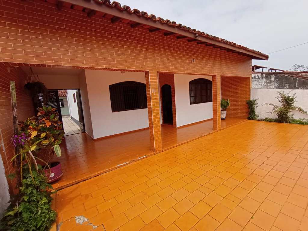 Casa em Itanhaém, no bairro Balneário Nova Itanhaém