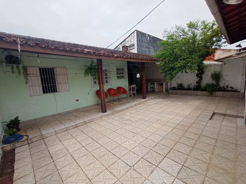 Casa em Itanhaém, no bairro Balneário Nova Itanhaém