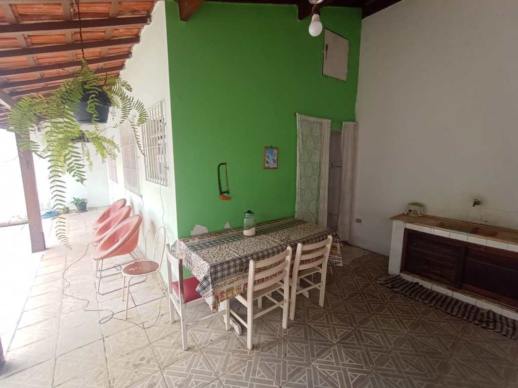 Casa em Itanhaém, no bairro Balneário Nova Itanhaém