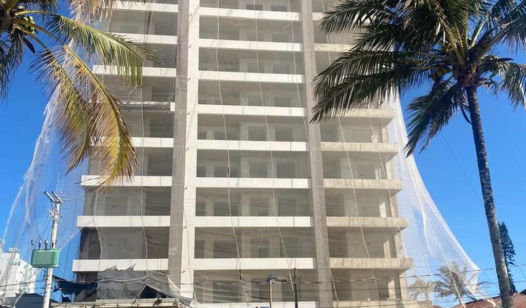 Apartamento em Itanhaém, bairro Centro