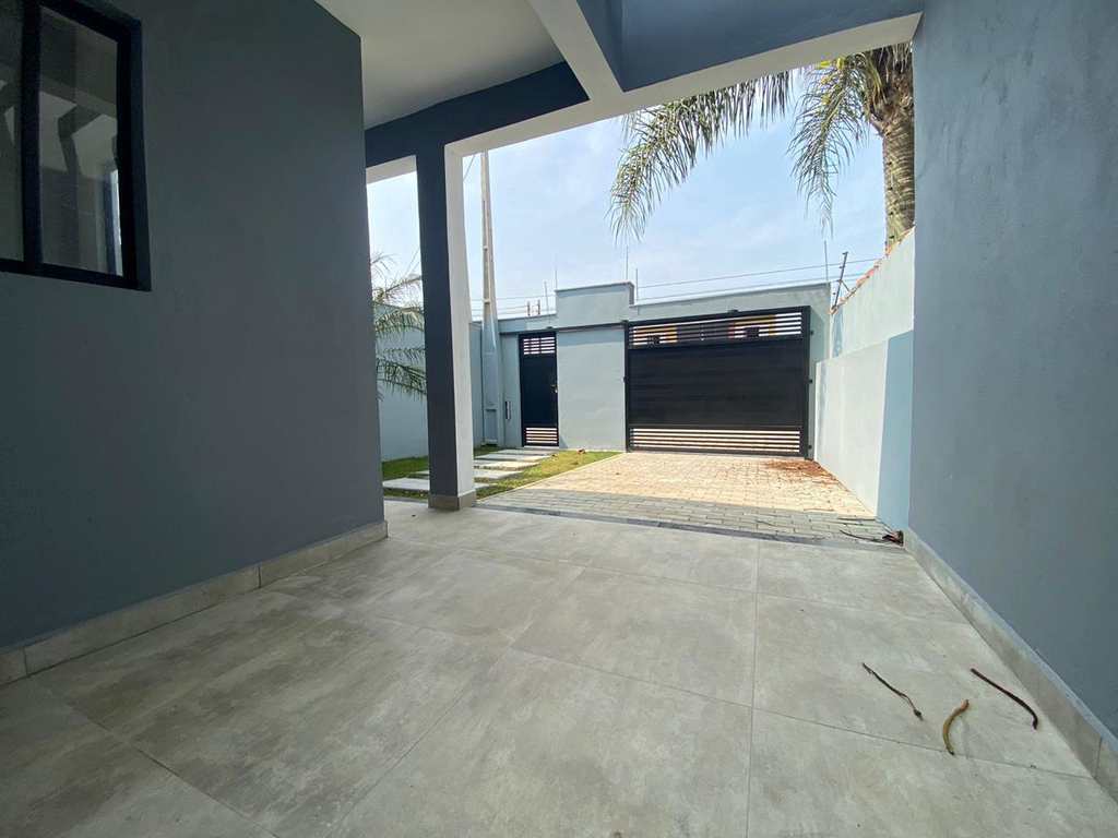 Casa em Itanhaém, no bairro Cibratel II