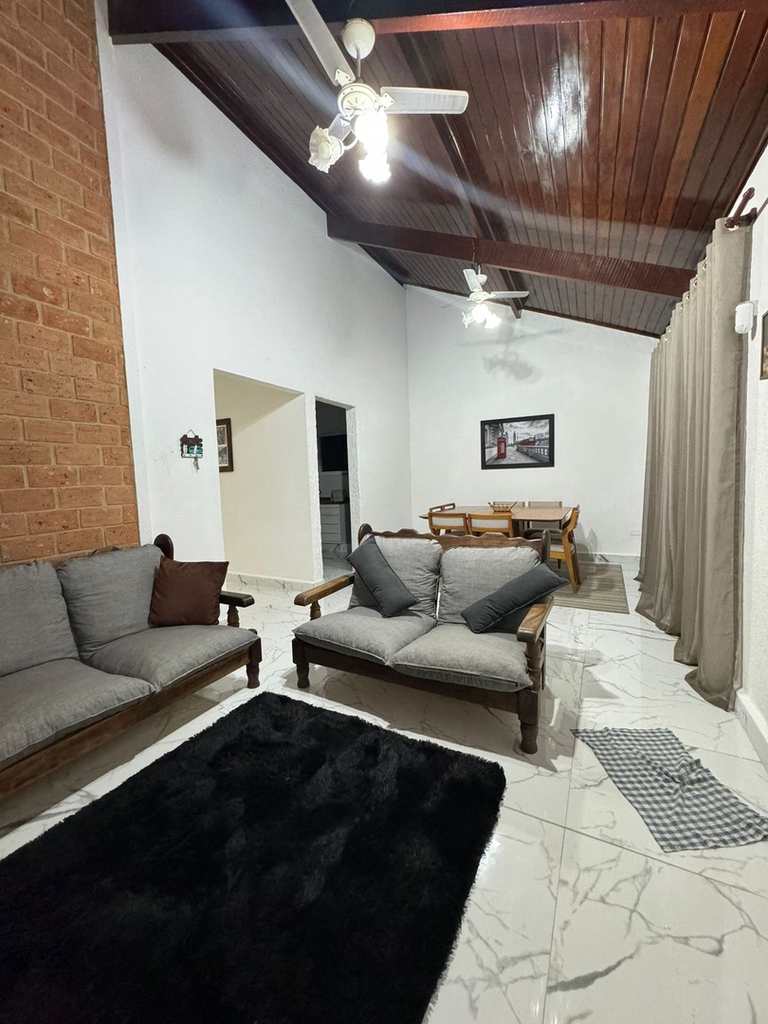 Casa em Itanhaém, no bairro Suarão