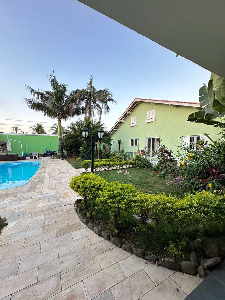 Casa em Itanhaém, no bairro Suarão