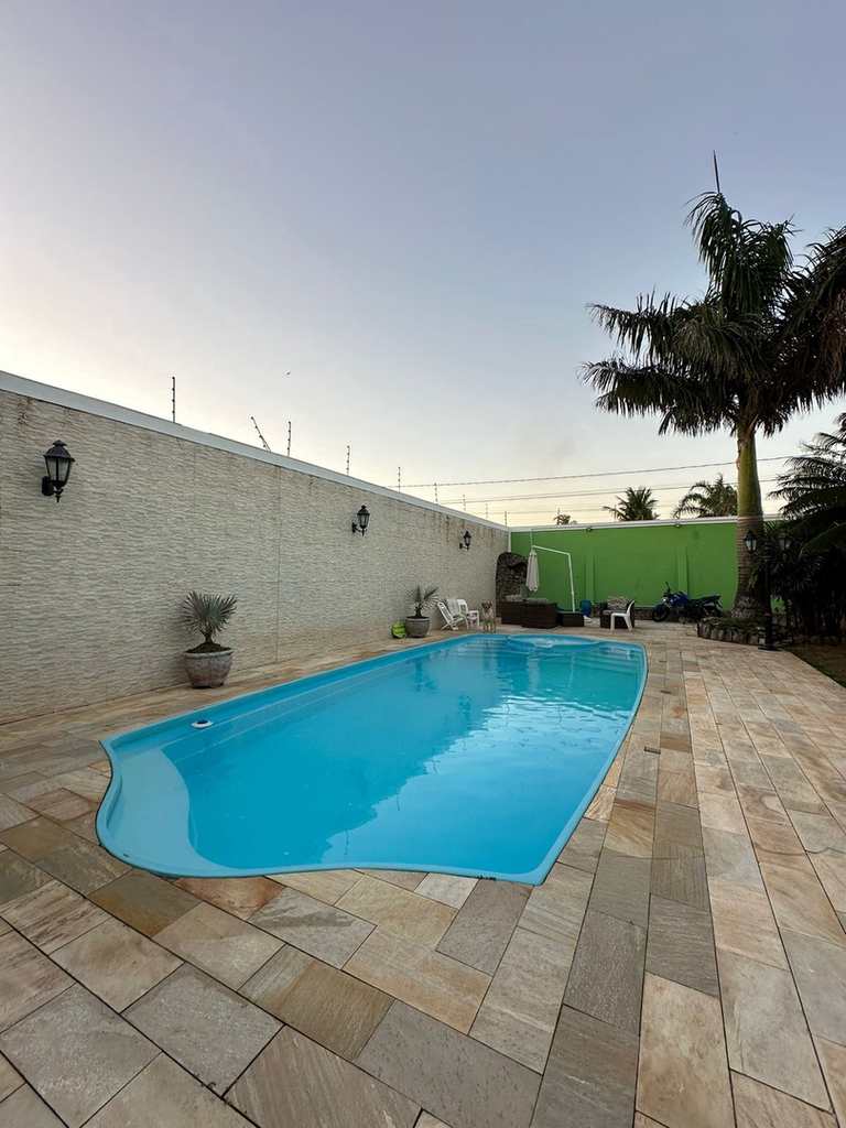 Casa em Itanhaém, no bairro Suarão