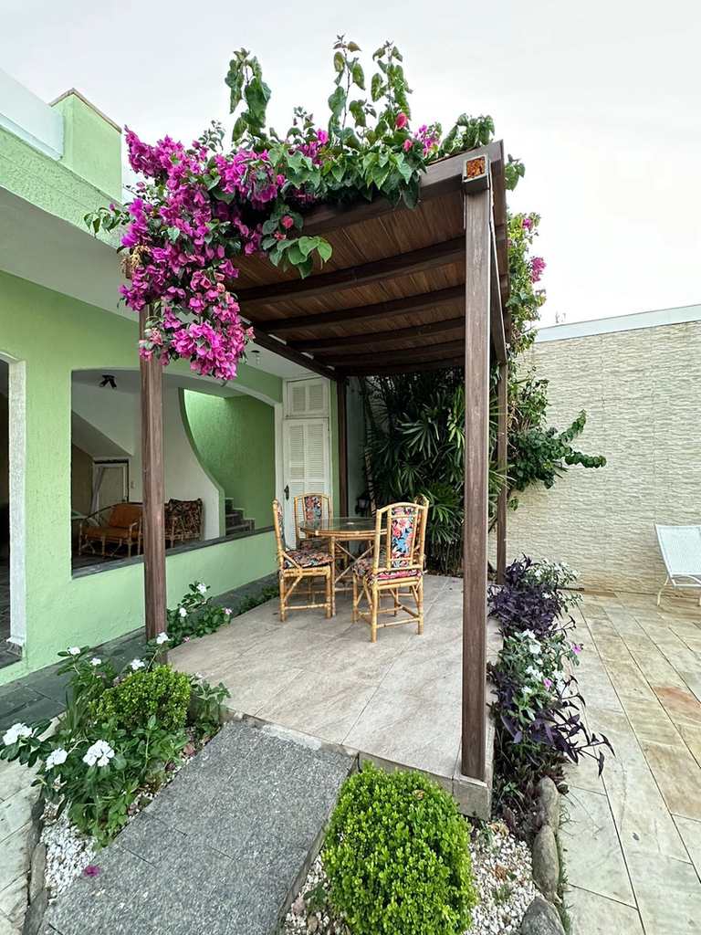 Casa em Itanhaém, no bairro Suarão