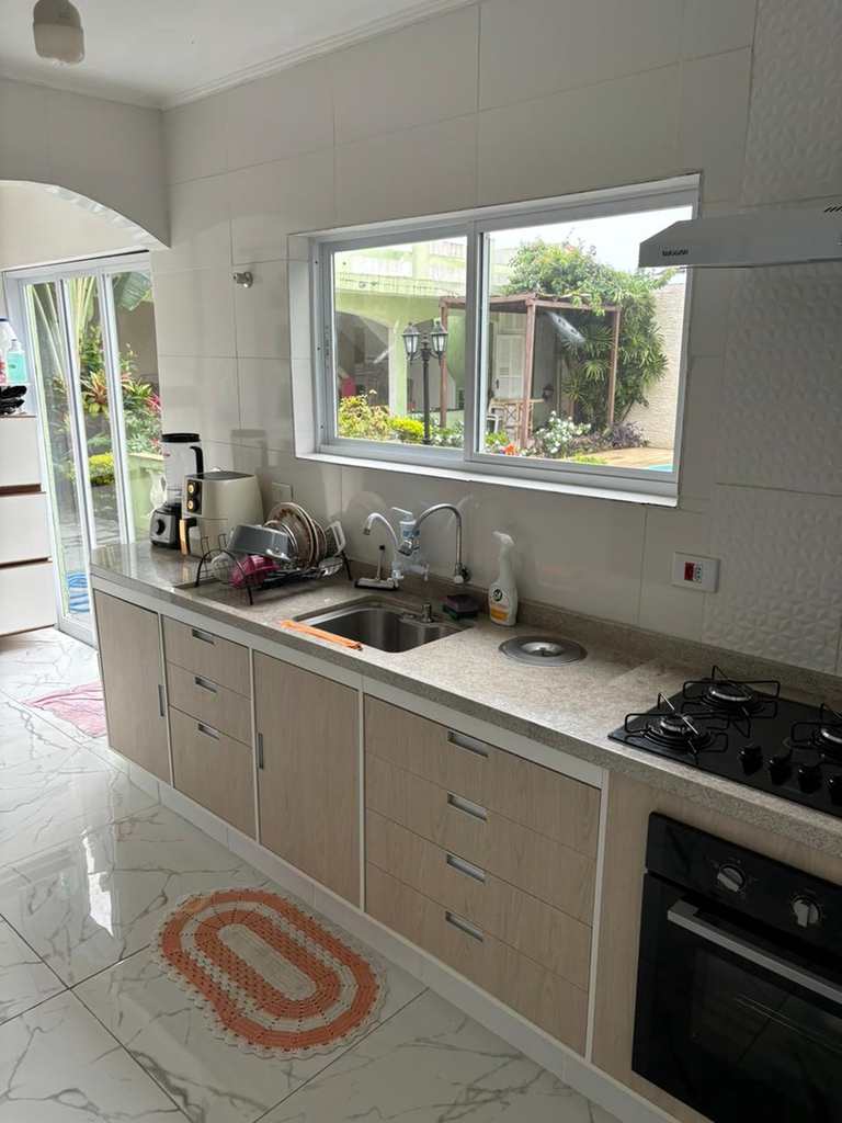 Casa em Itanhaém, no bairro Suarão