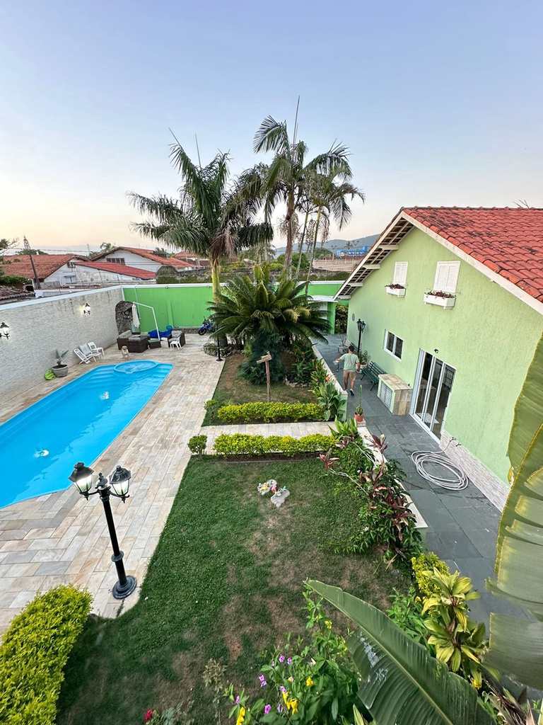 Casa em Itanhaém, no bairro Suarão