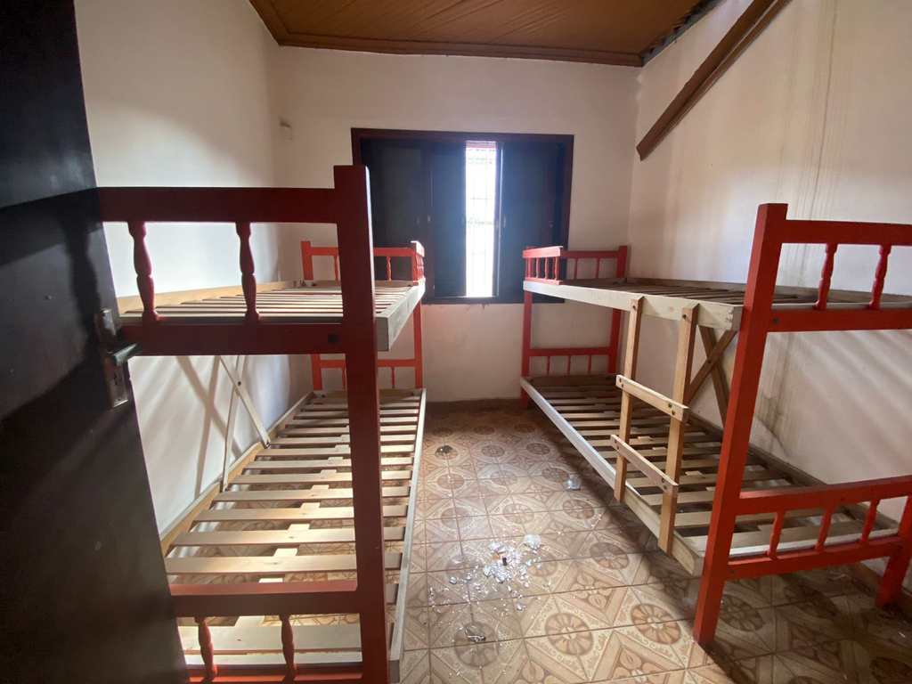 Casa em Itanhaém, no bairro Jardim Suarão