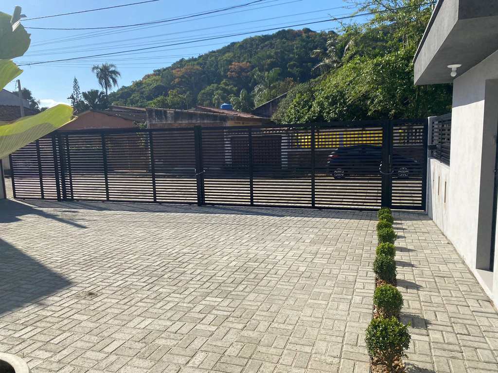 Casa em Itanhaém, no bairro Praia dos Sonhos