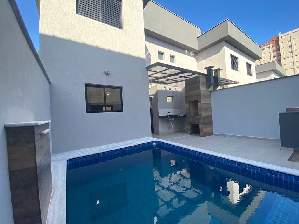 Casa em Itanhaém, no bairro Praia dos Sonhos