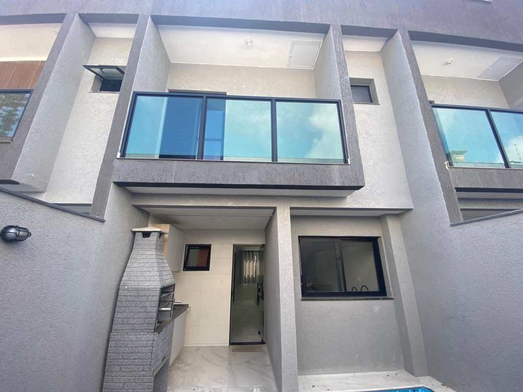 Casa em Itanhaém, no bairro Praia dos Sonhos