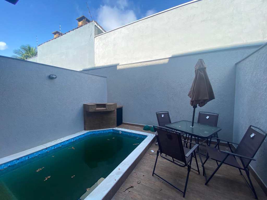 Casa em Itanhaém, no bairro Praia dos Sonhos