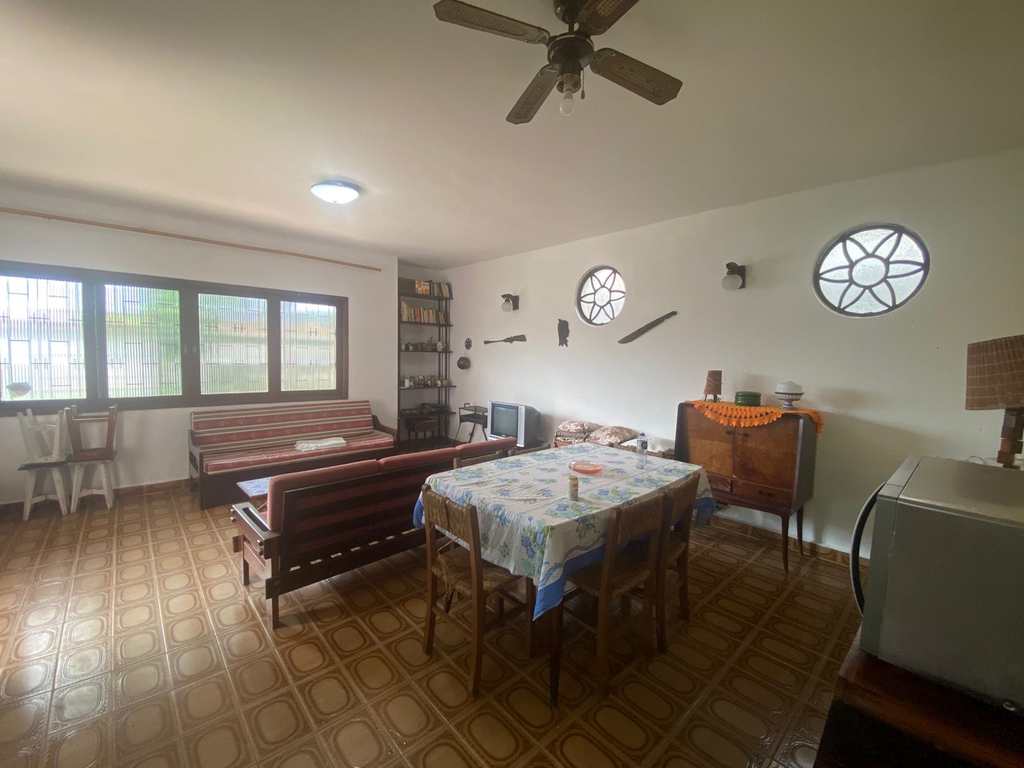 Casa em Itanhaém, no bairro Nova Itanhaém