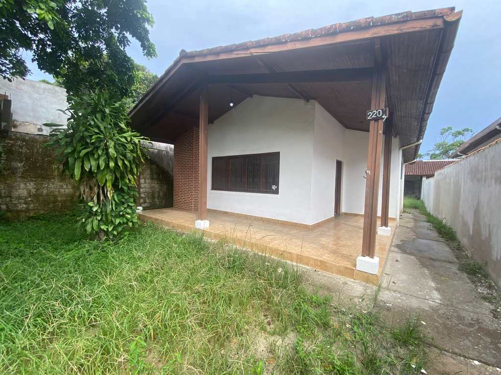 Casa em Itanhaém, no bairro Nova Itanhaém