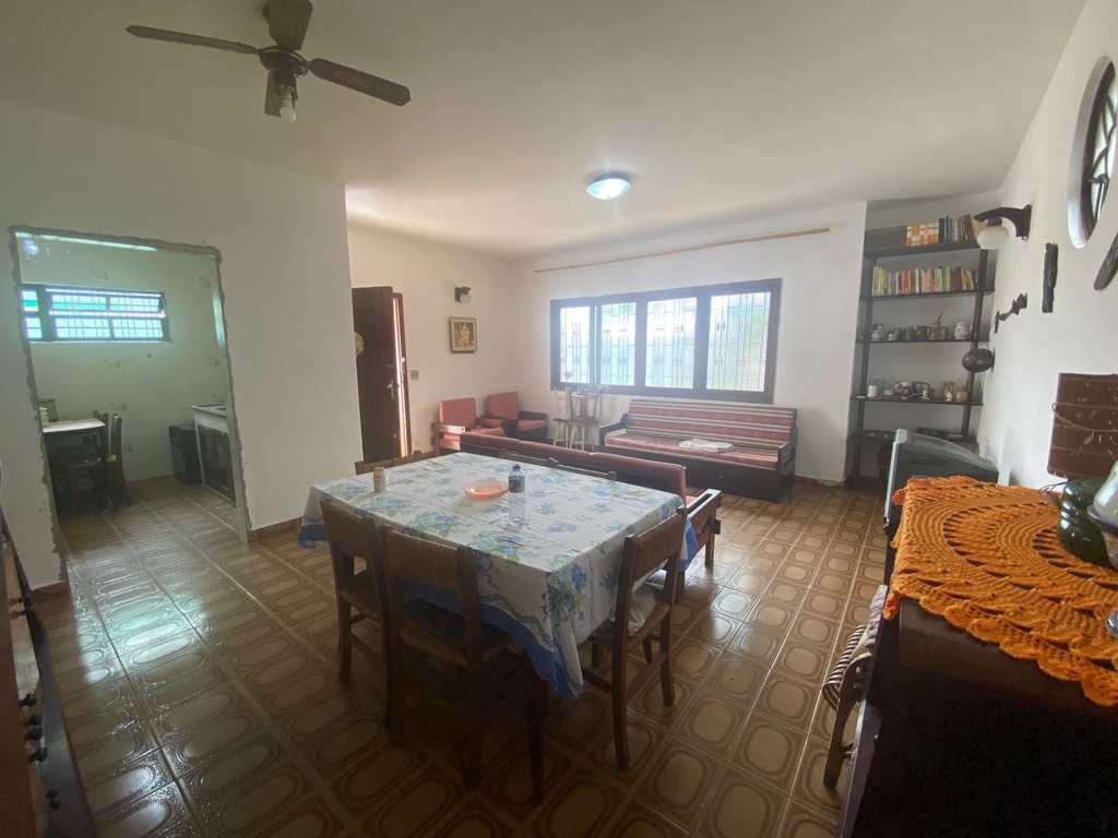 Casa em Itanhaém, no bairro Nova Itanhaém