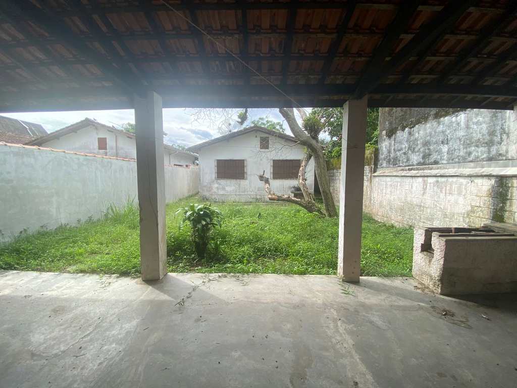 Casa em Itanhaém, no bairro Nova Itanhaém