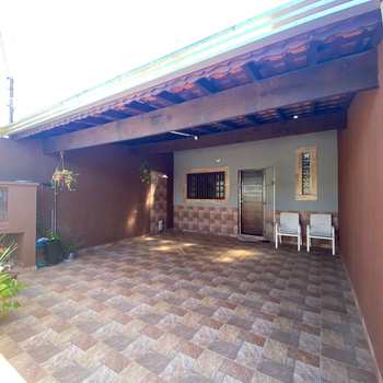 Casa em Itanhaém, bairro Nova Itanhaém