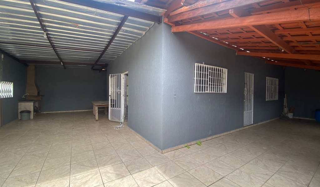 Casa em Itanhaém, bairro Loty