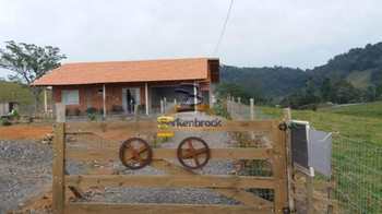Casa, código 2106 em Rio do Oeste, bairro Centro