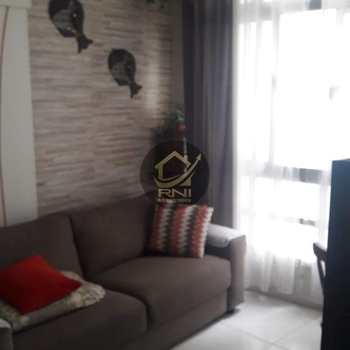 Apartamento em São Vicente, bairro Itararé