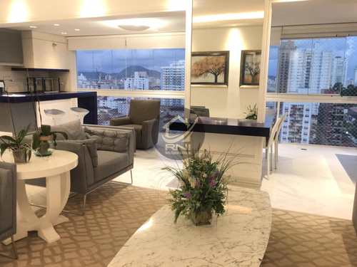 Apartamento, código 65124421 em Santos, bairro Embaré